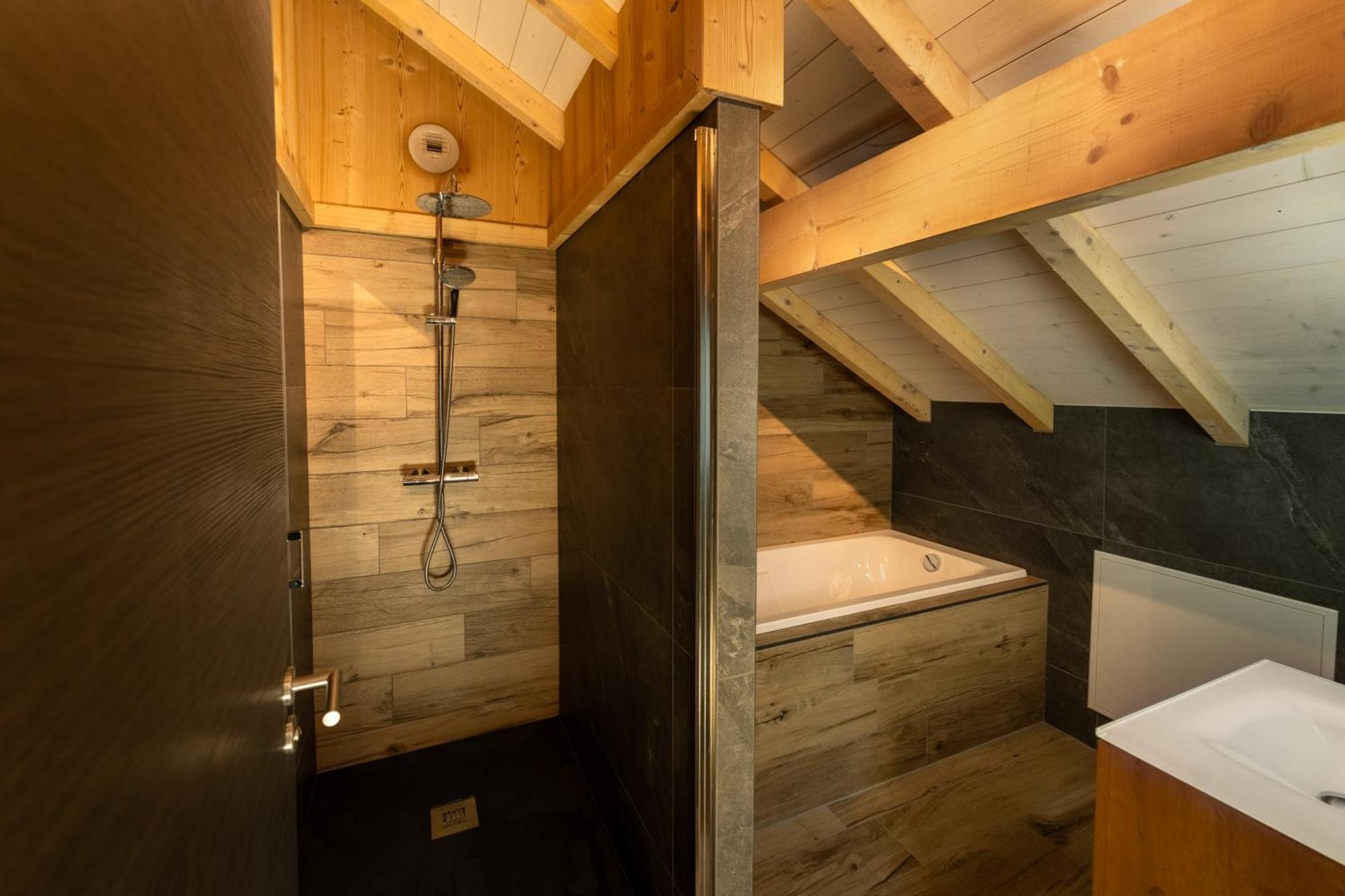 Chalet Nemesia Avec Spa A ג'רארדמר מראה חיצוני תמונה